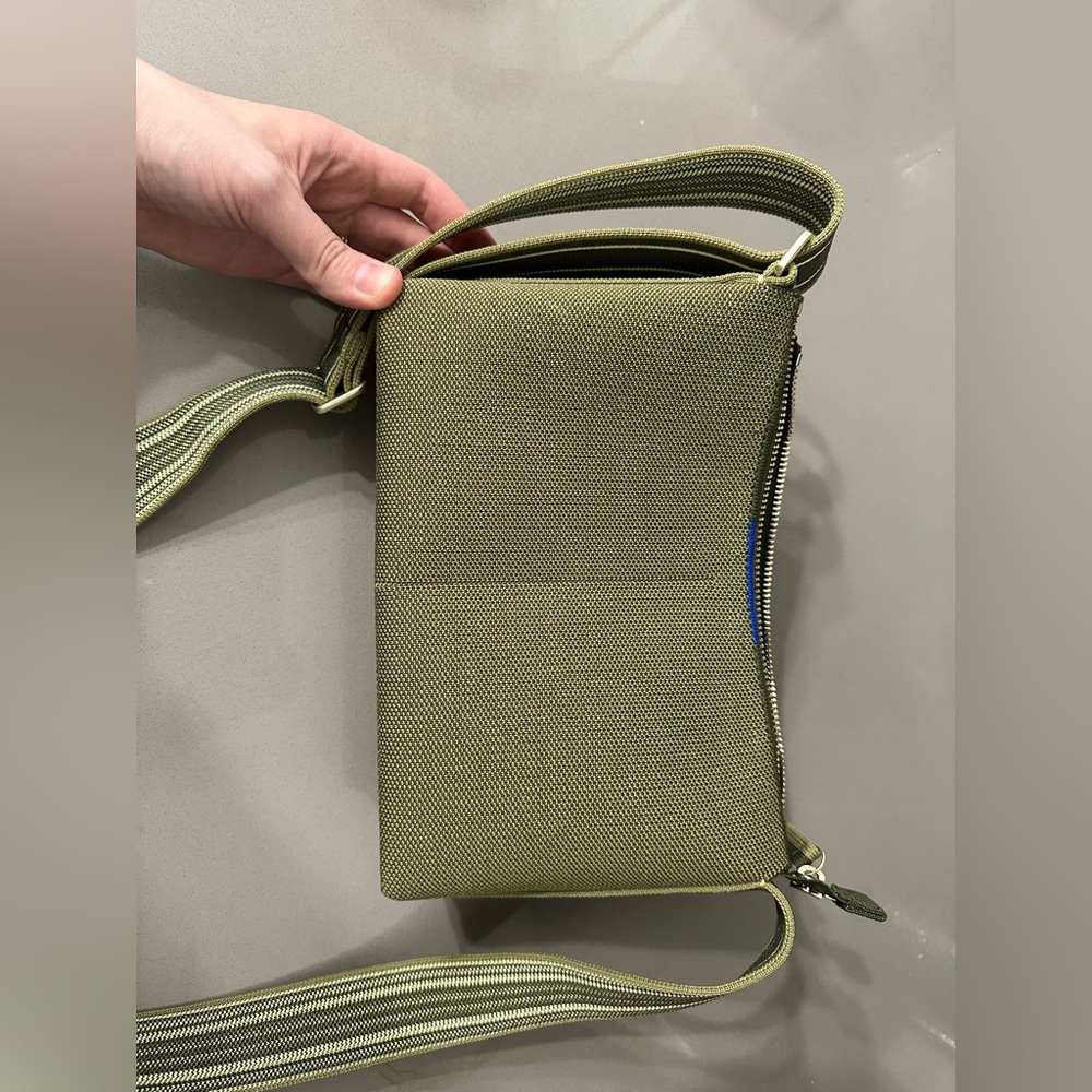 Rothys Womens green Zip Small Casual Crossbody Bag Handbag